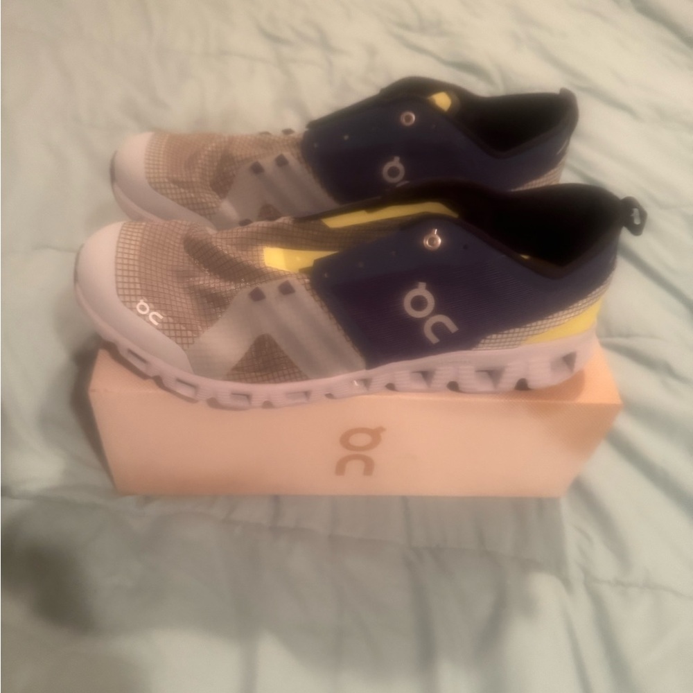 On Running mens Sneakers in Blue, Yellow, and White sz 12